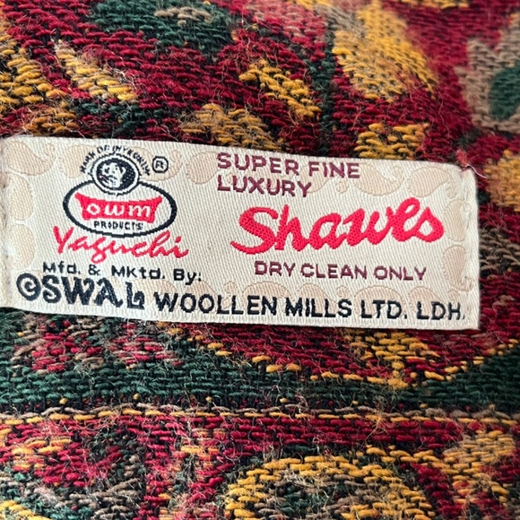 Oswal woollen Mills wool shawl - Picture 10 of 10